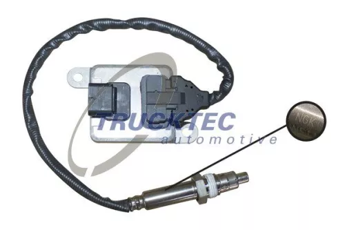TRUCKTEC AUTOMOTIVE NOx-Sensor, Harnstoffeinspritzung (02.17.136)