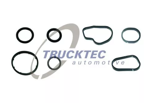 TRUCKTEC AUTOMOTIVE Dichtungssatz, Ölkühler (02.18.149)